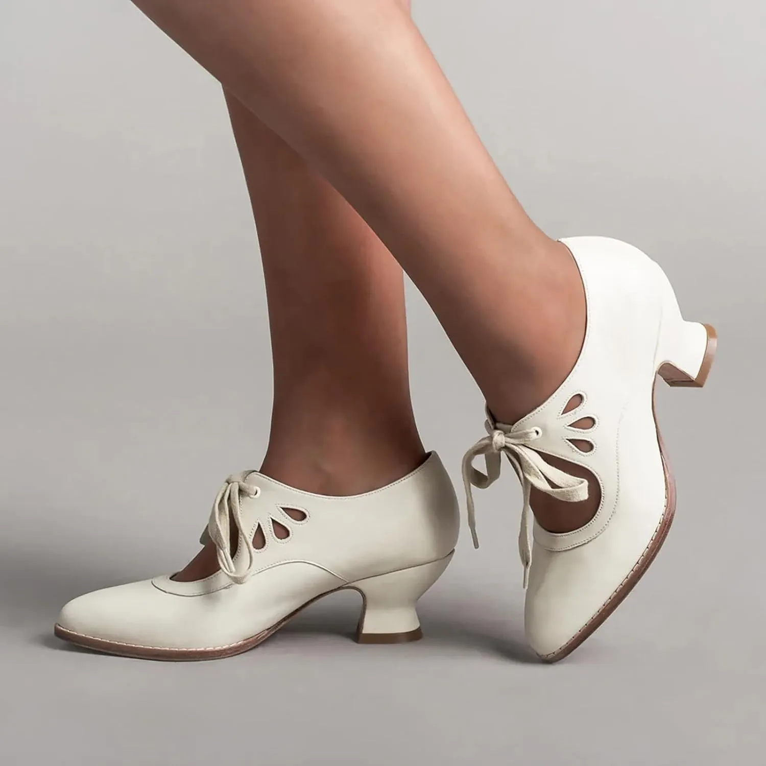1920S Shoe for Women Vintage Mary Janes Lace Up Bridal Shoes Closed Toe Dress Shoe Chunky Heel Pumps Wedding Shoes