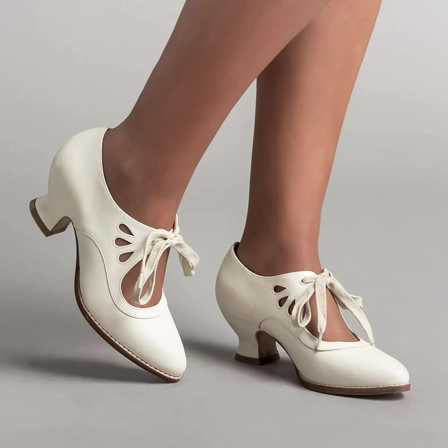 1920S Shoe for Women Vintage Mary Janes Lace Up Bridal Shoes Closed Toe Dress Shoe Chunky Heel Pumps Wedding Shoes