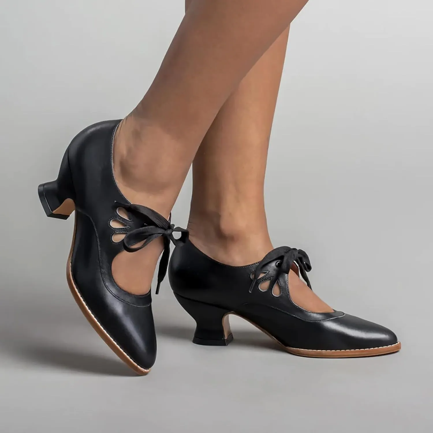 1920S Shoe for Women Vintage Mary Janes Lace Up Bridal Shoes Closed Toe Dress Shoe Chunky Heel Pumps Wedding Shoes