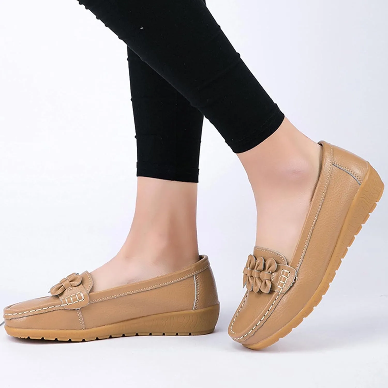 2025 Women's Ruched Embellished Pump Sandals Solid Faux Leather Slip on Loafer Closed Toe Rubber Sole Casual Sandal