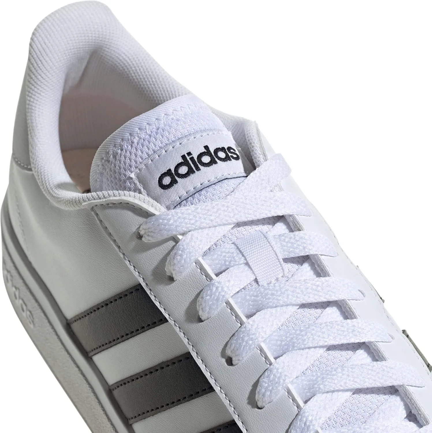 adidas Men's Sneaker