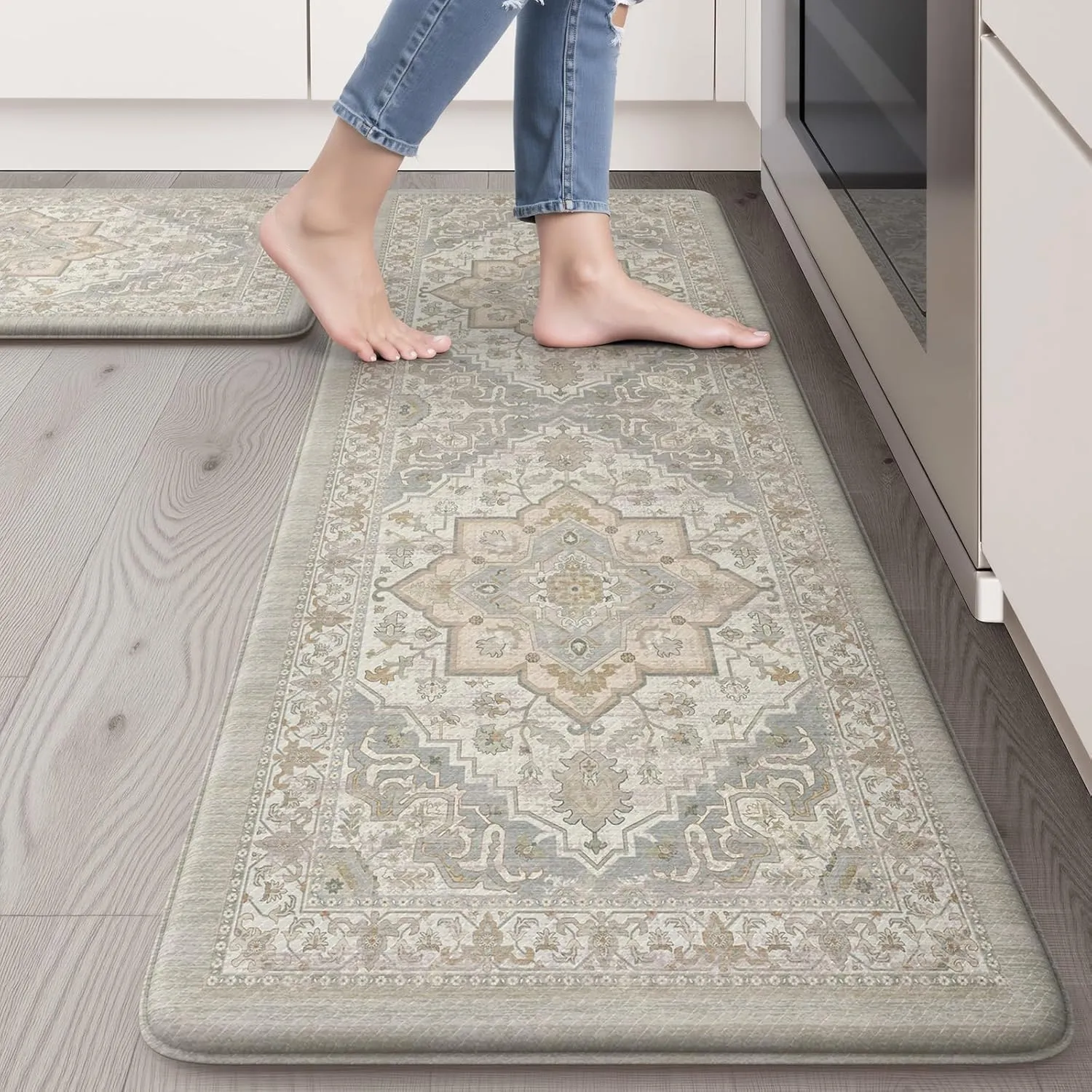 Anti Fatigue Mats for Kitchen Floor, Cushioned Kitchen Floor Mats Kitchen Rugs Non-Slip Rubber, Ergonomic Waterproof Kitchen Sink Mat for Home Office Laundry(Light Grey)
