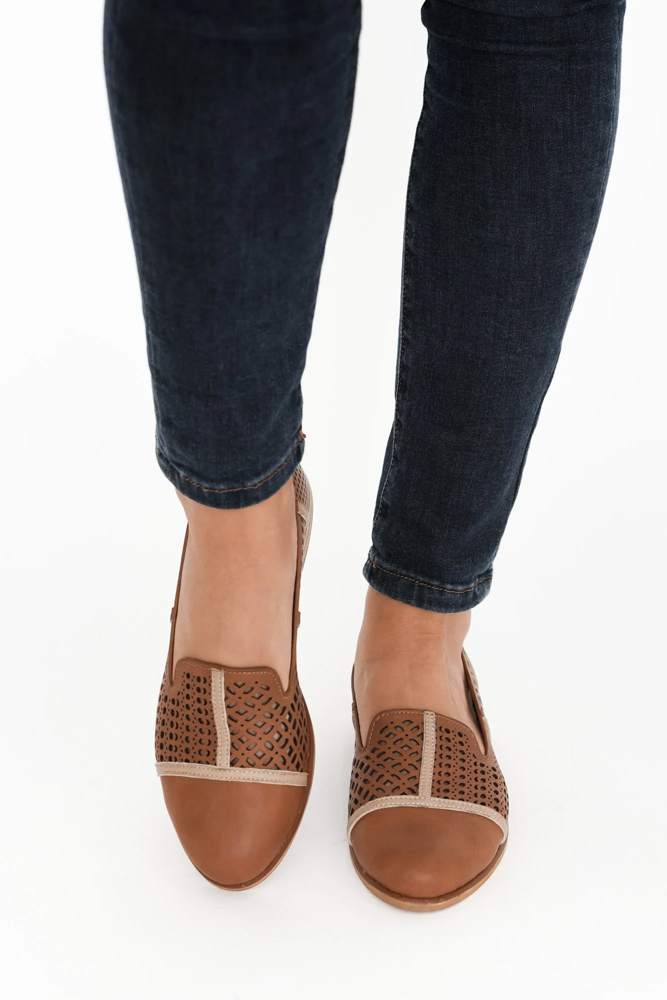 Bayliss Tan Leather Cut Out Loafer