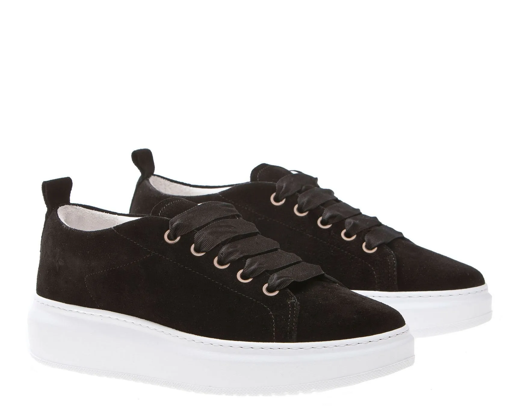 Black Hamptons - Bulk discount Sneakers Customizable -