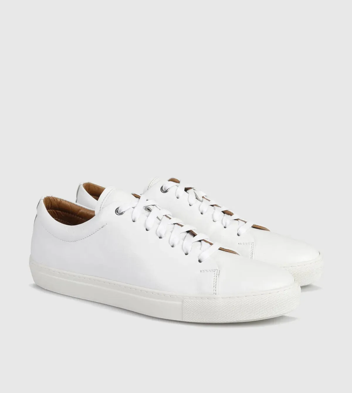 Brando Beamer Mens Leather Sneakers in White