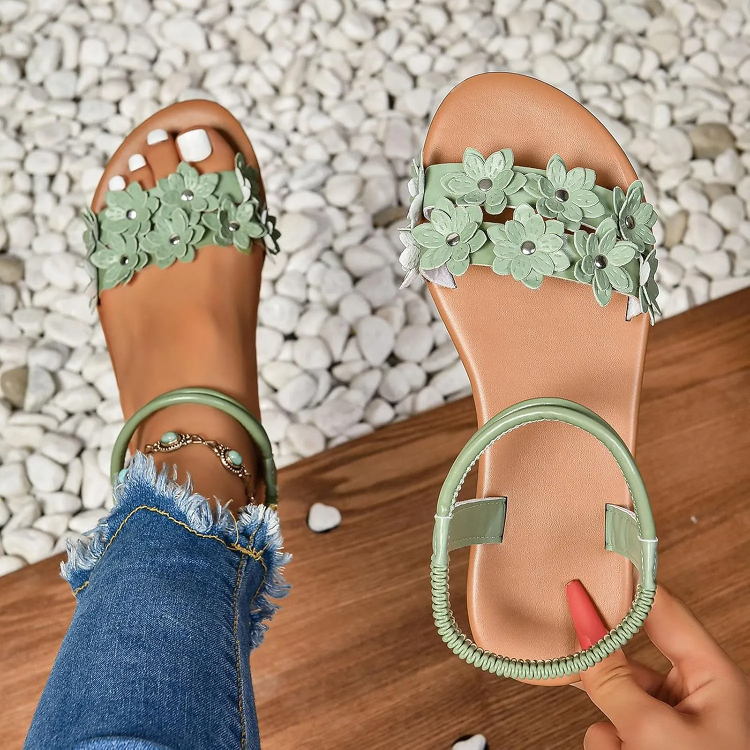 Casual And Versatile Flat Sandals With Flower Decoration Fashionable Bohemian Sandals Water Sandals for Women Size 5