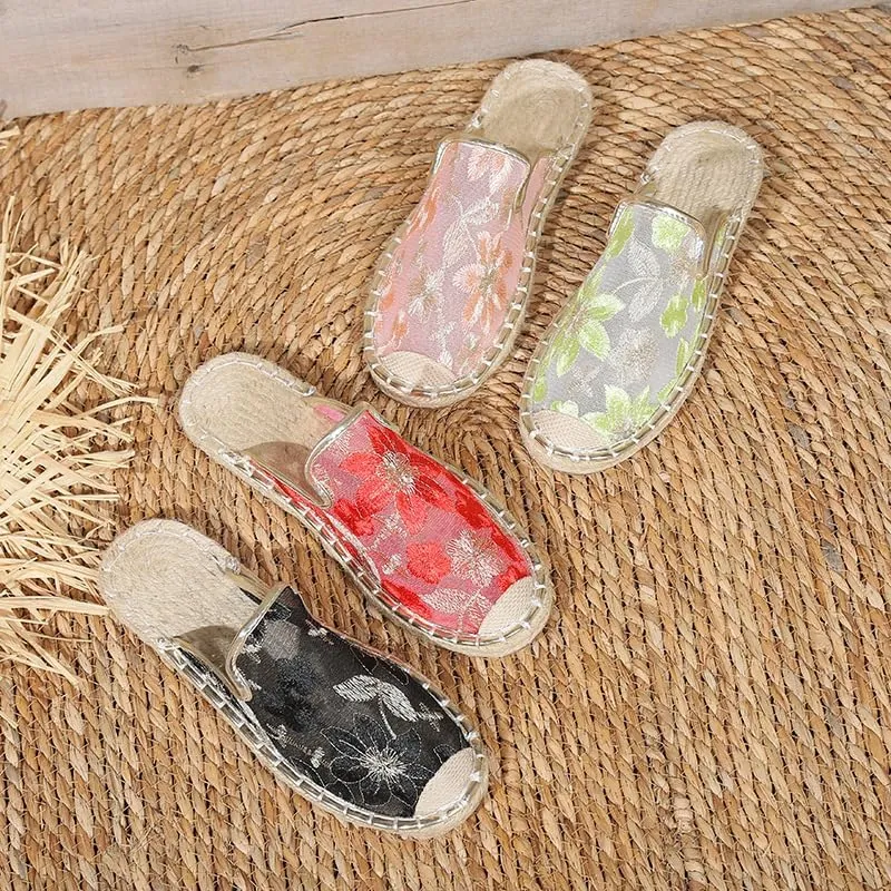 Chinese Slippers for Women Summer Floral Embroidered Mesh Sandals Slides Closed Toe Indoor Outdoor Flat Slipper