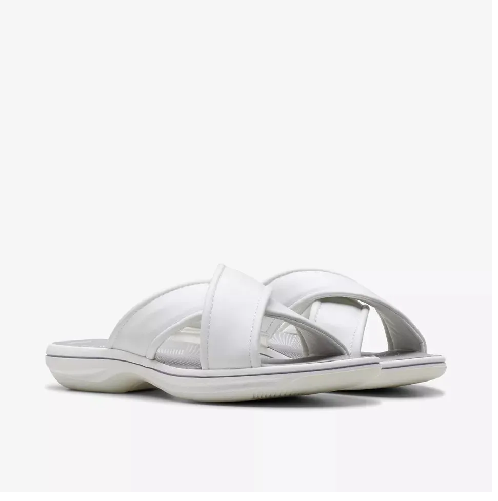 Clarks Women's Breeze Sara H White 26180931