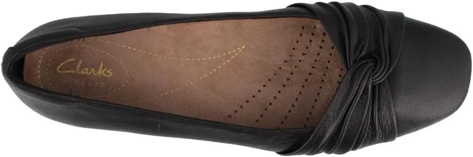 Clarks Women's Candra Gleam Ballet Flat