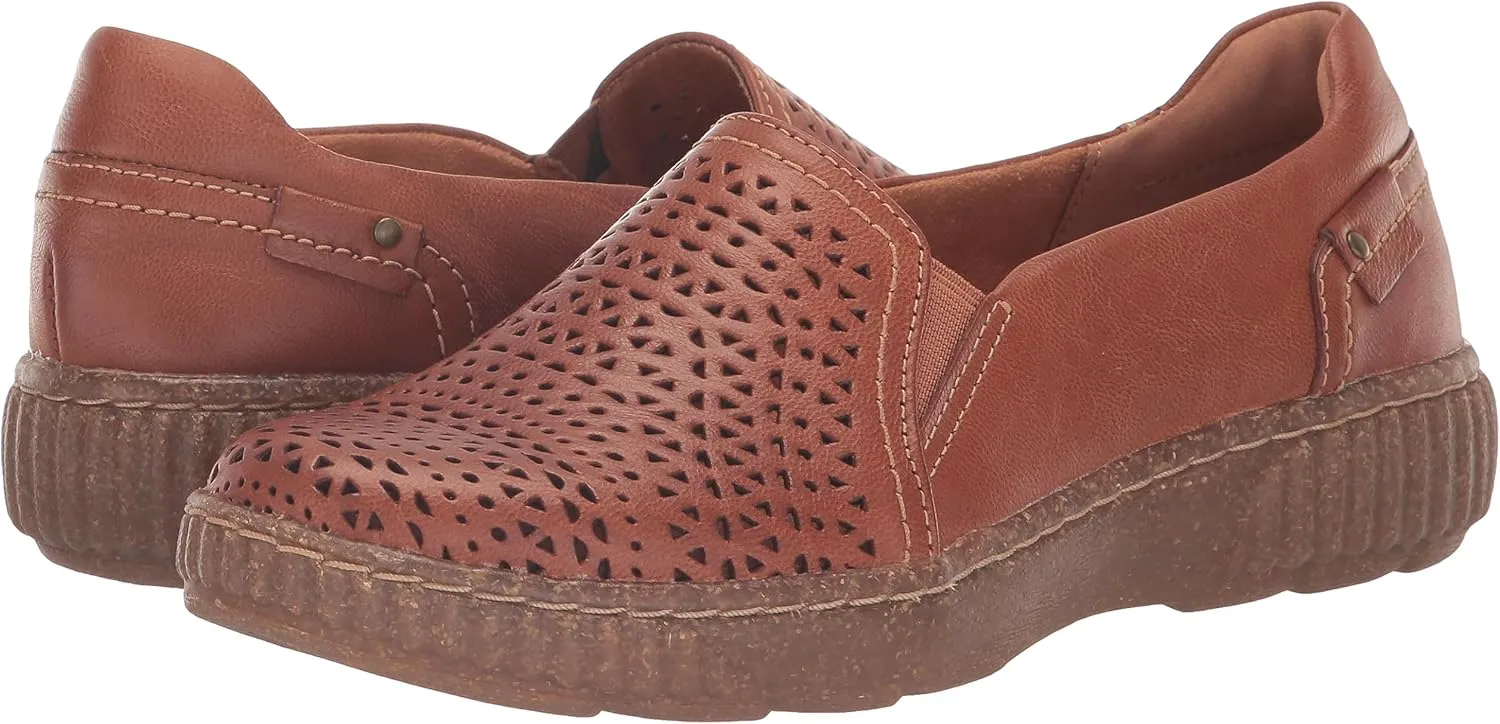 Clarks Women's Magnolia Aster Loafer Flat