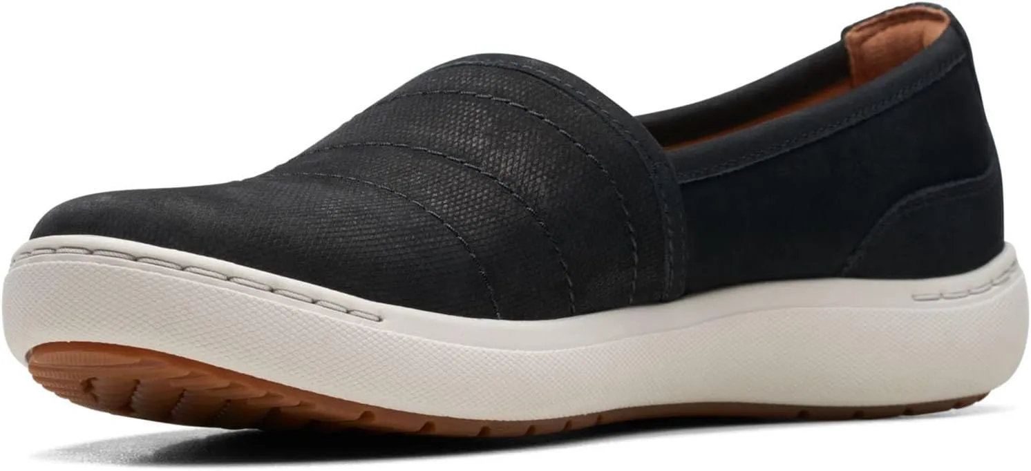Clarks Women's Nalle Violet Loafer