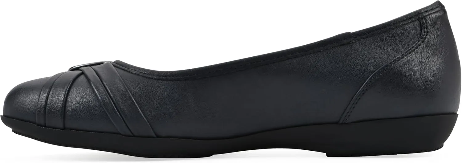 CLIFFS BY WHITE MOUNTAIN Women's Calming Cushioned Ballet Flat