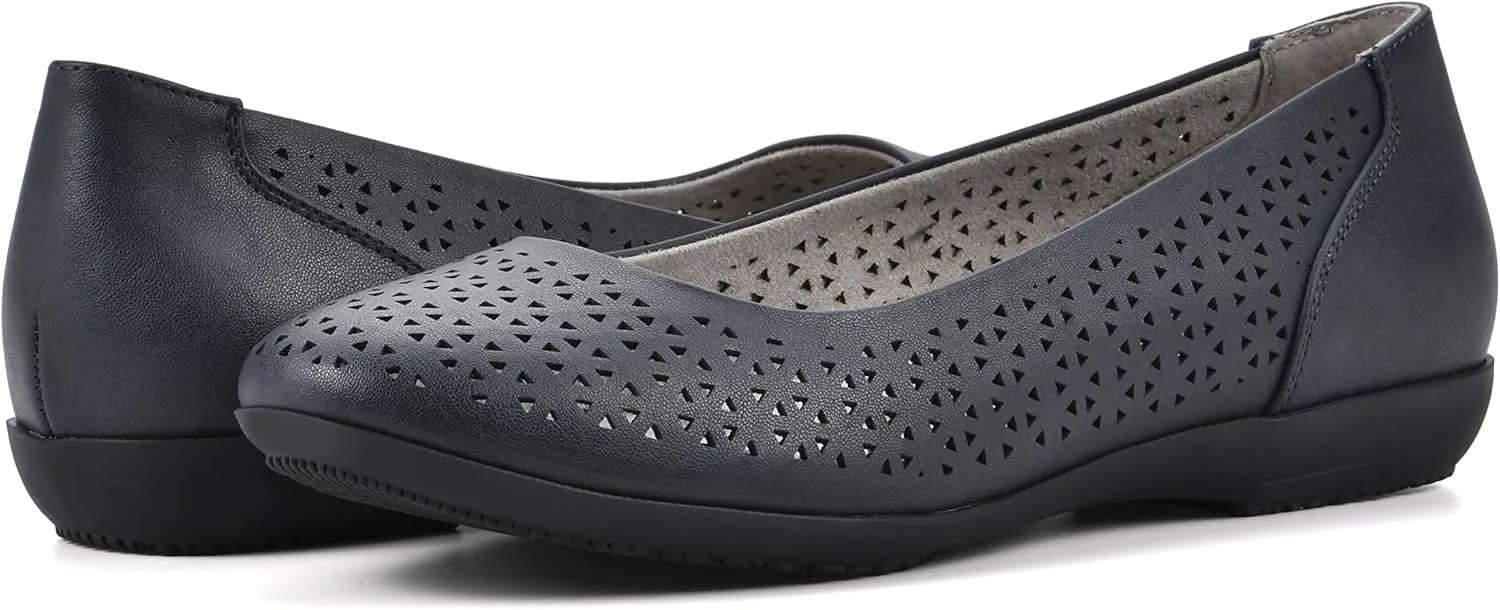 CLIFFS BY WHITE MOUNTAIN Women's Cindy Cushioned Ballet Flat