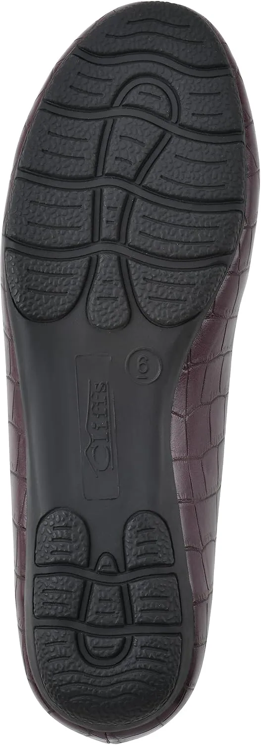 CLIFFS BY WHITE MOUNTAIN Women's Glowing Cushioned Loafer Flat