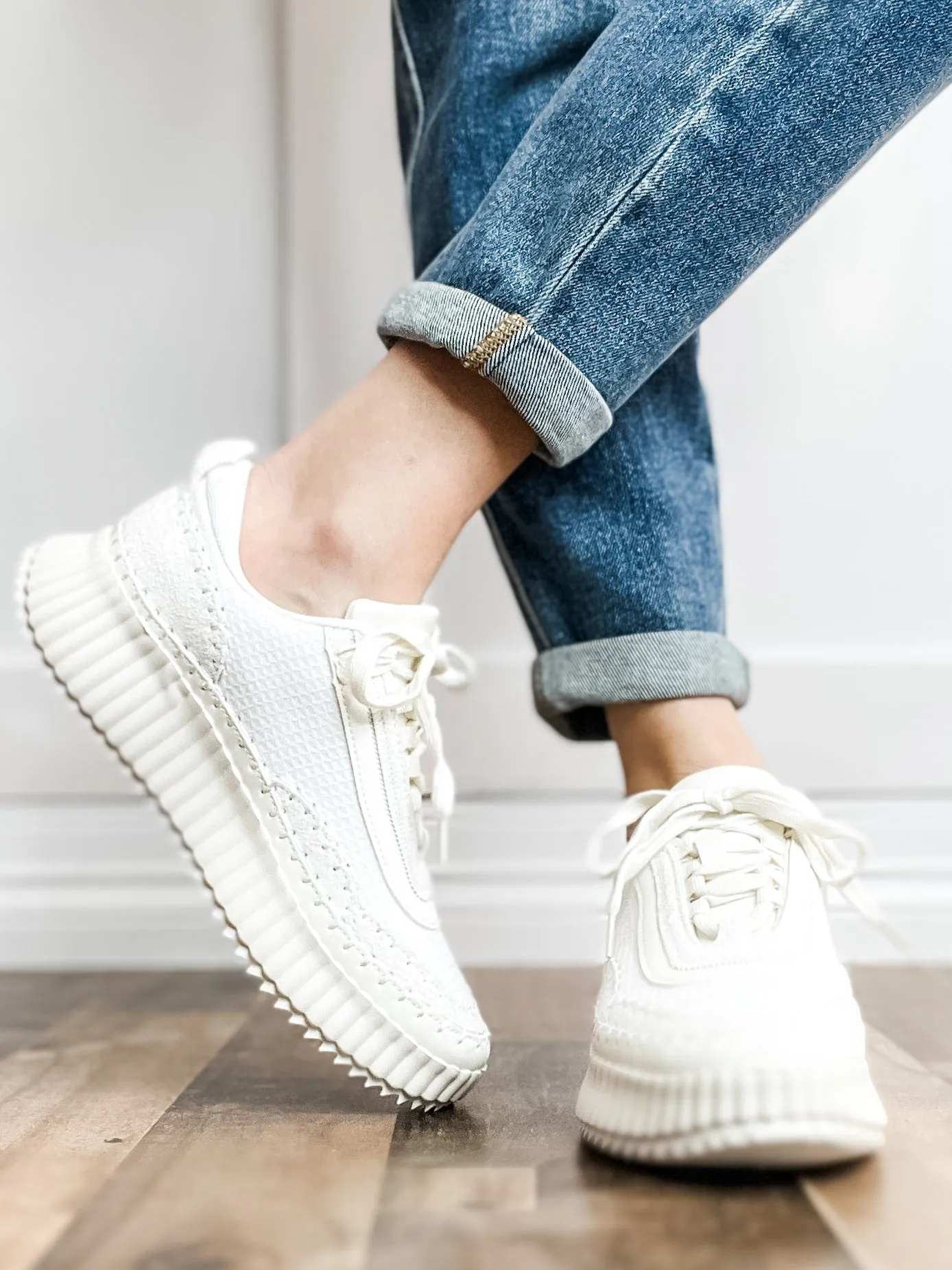Corkys Adventure Tennis Shoes in White