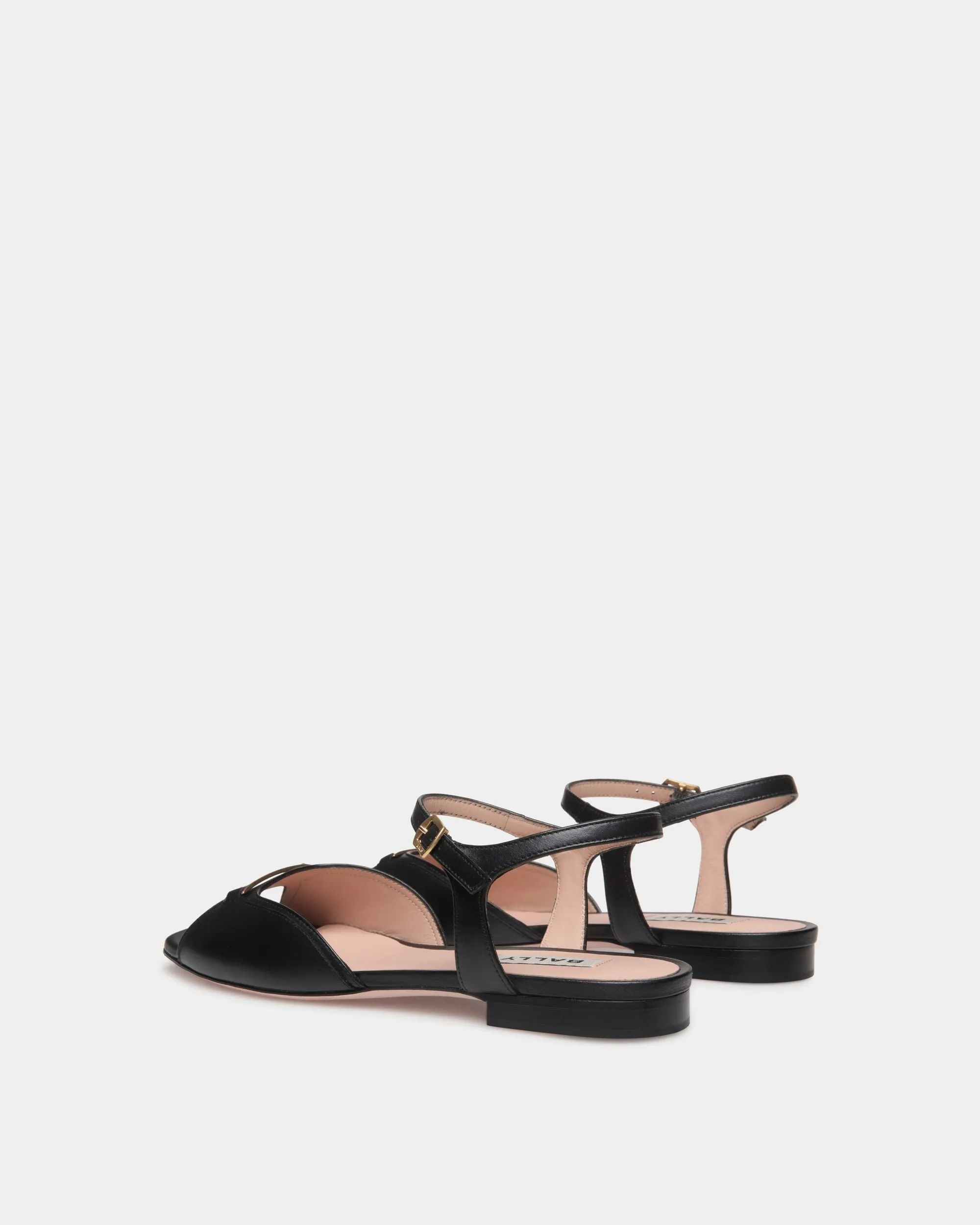 Deco Flat Sandal in Black Leather