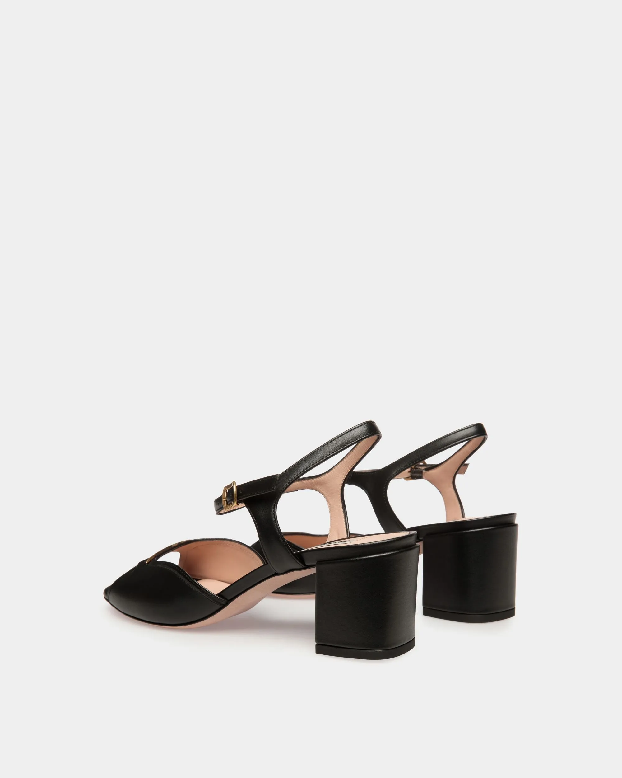 Deco Sandal in Black Leather