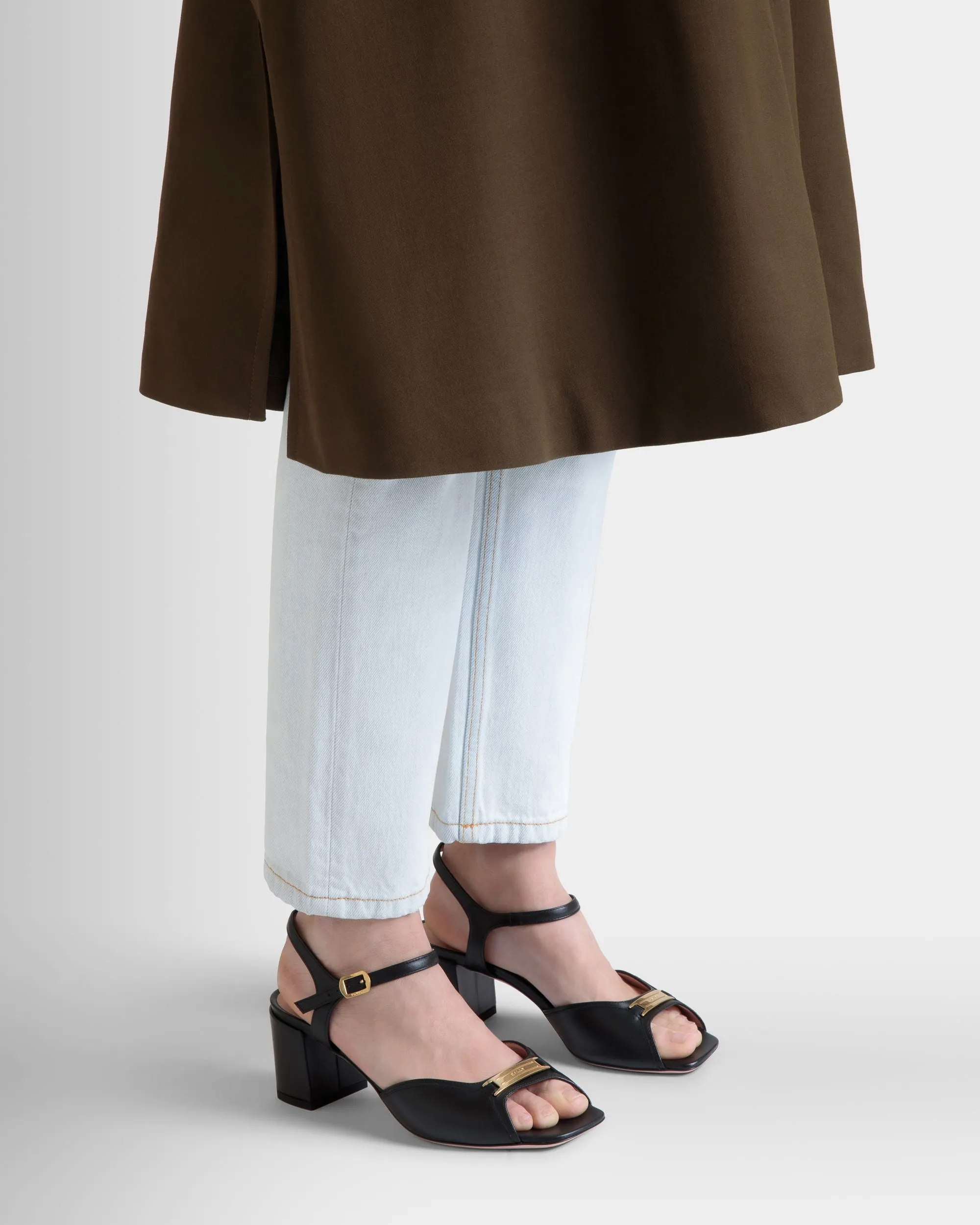 Deco Sandal in Black Leather