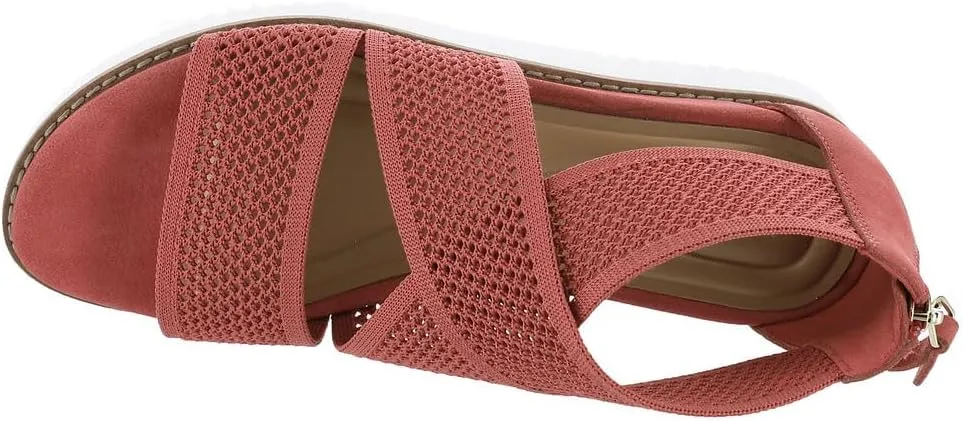 Easy Spirit Women's Wander Flat Sandal