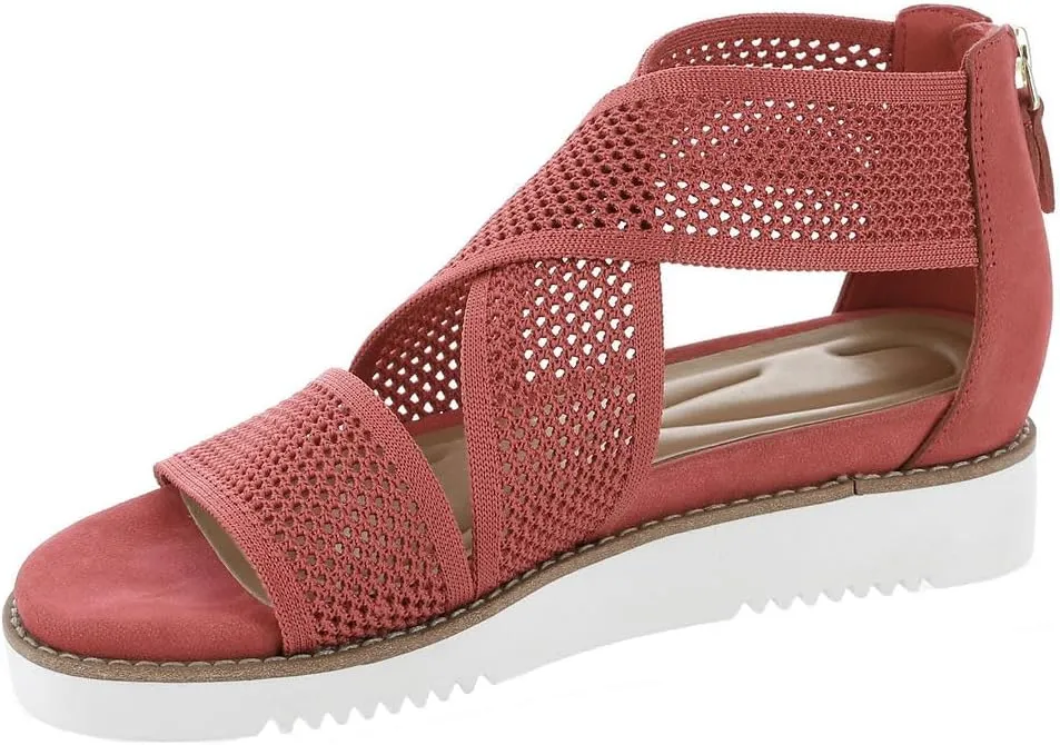 Easy Spirit Women's Wander Flat Sandal