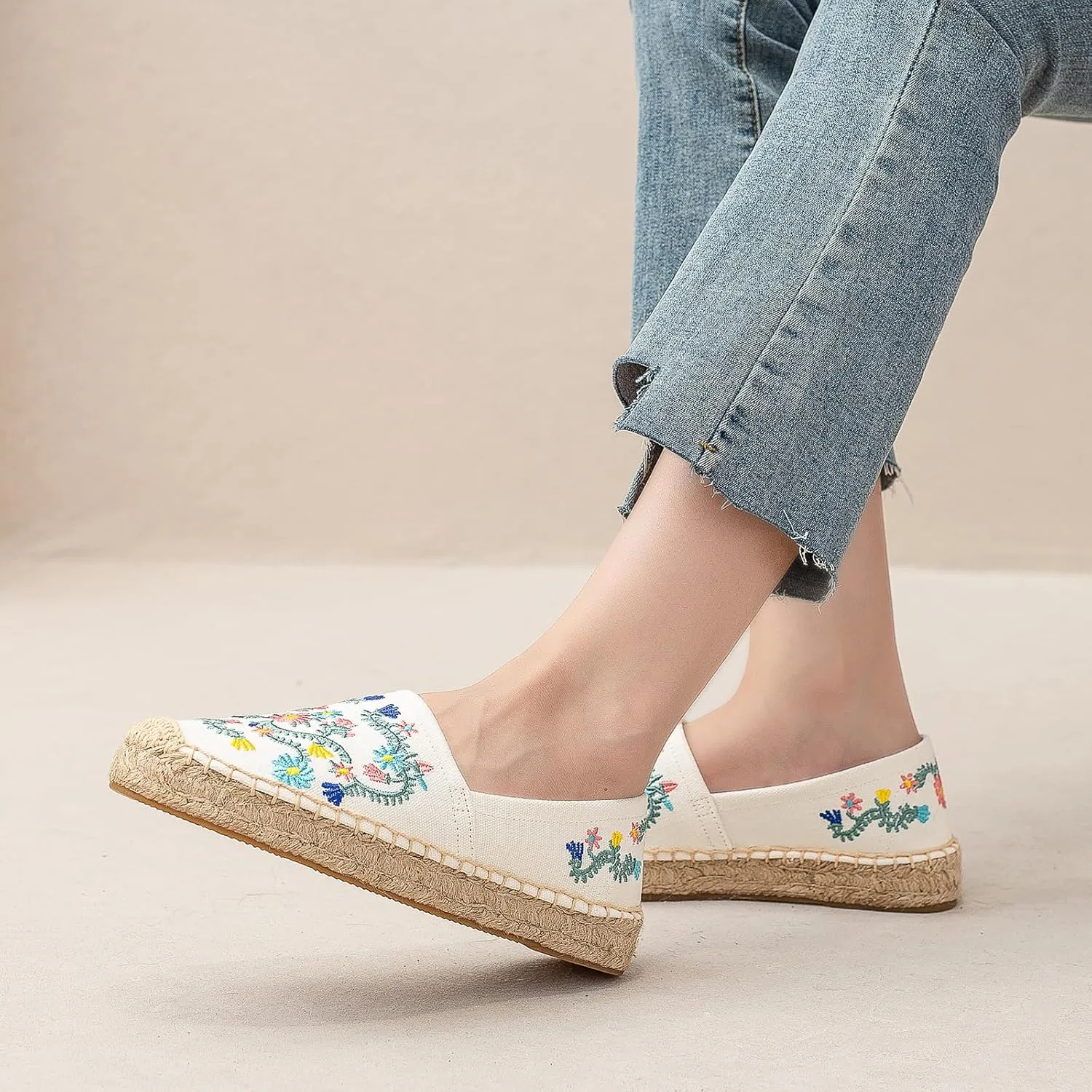 Espadrilles Loafers for Women - Comfort Round-Toe Women's Espadrille Simple Embroidered Espadrille Easy to Wear Suitable for Match T-Shirts,Dress,Jeans