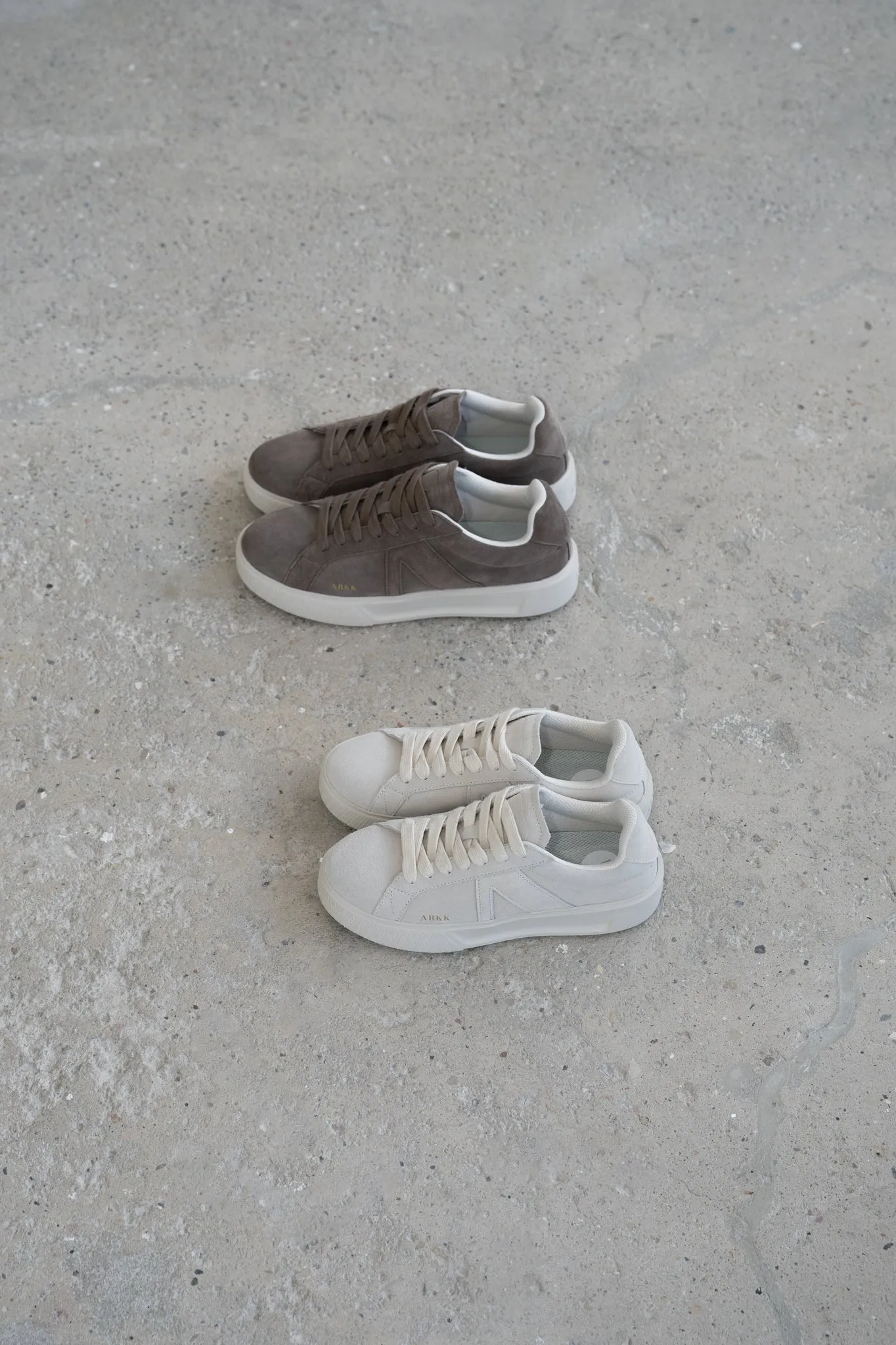 Essence | Soft Brown | Men