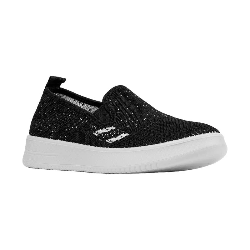 Flexible Slip-on Sneakers