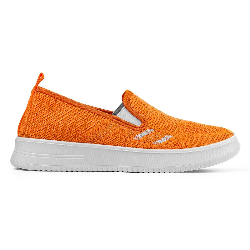 Flexible Slip-on Sneakers