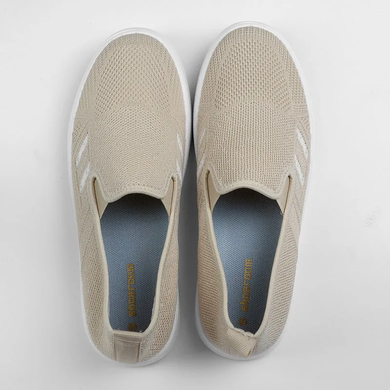 Flexible Slip-on Sneakers