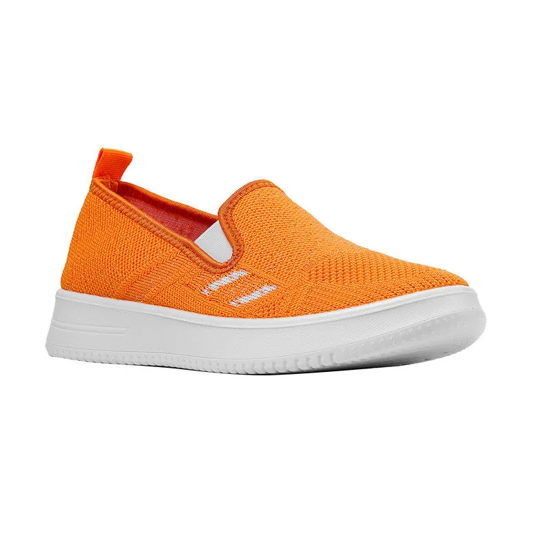 Flexible Slip-on Sneakers