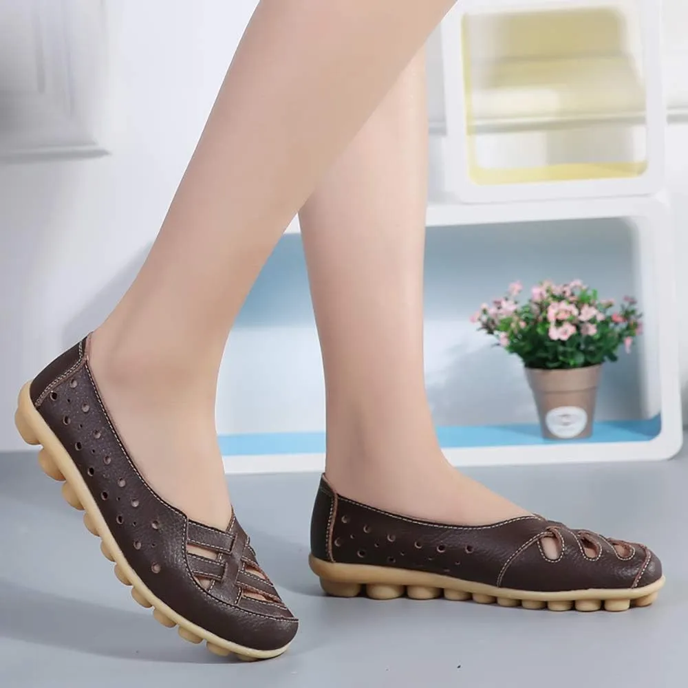 FolHaoth Women's Comfortable Leather Loafers Slip On Walking Flats Casual Round Toe Moccasins Wild Nurse Driving Breathable Fashion Soft Shoes