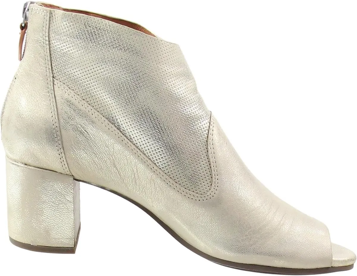 Gentle Souls by Kenneth Cole Women's Charlene Hooded Bootie Ankle Boot