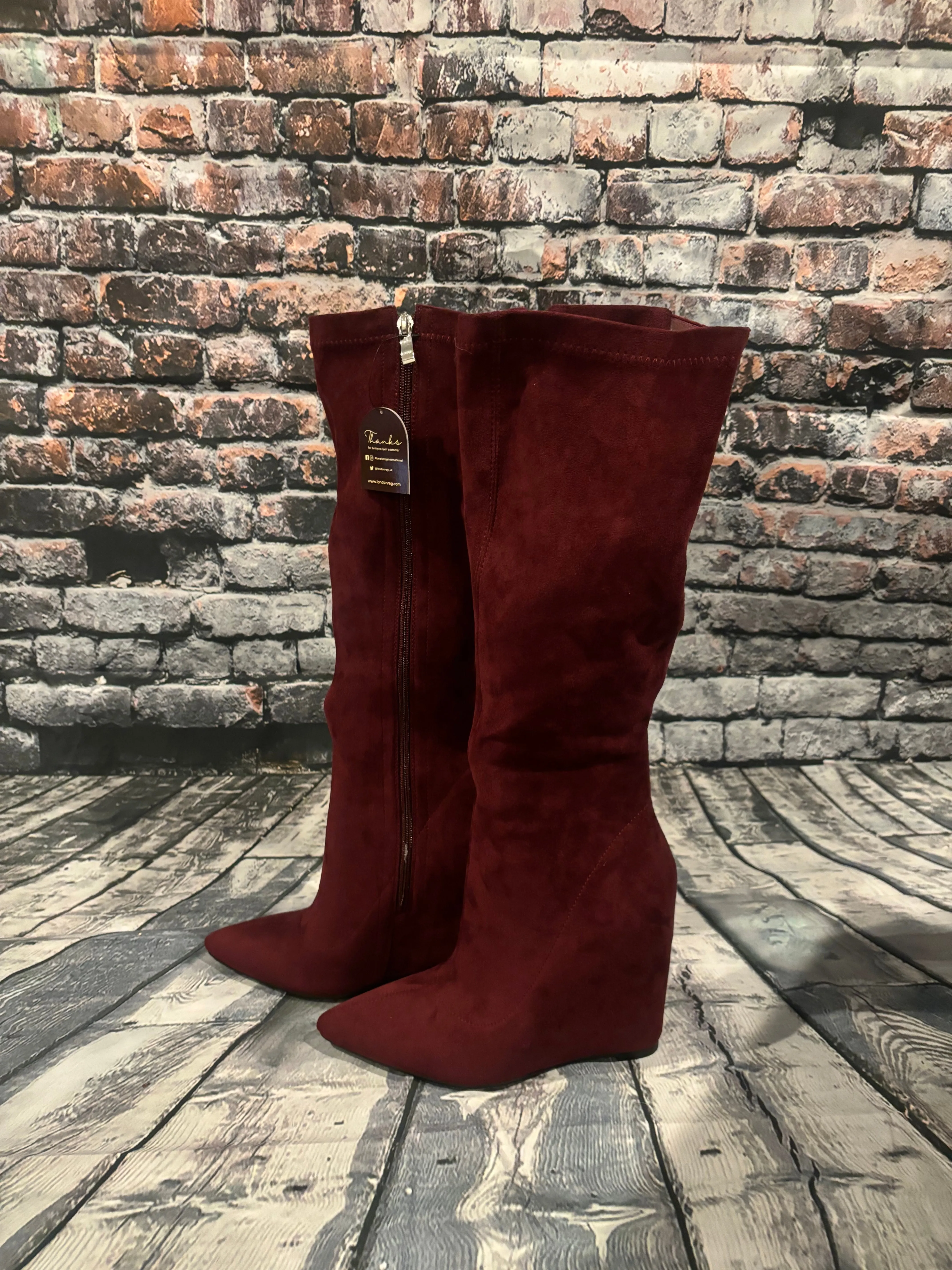 Gladol Calf Pointed Flat Boots