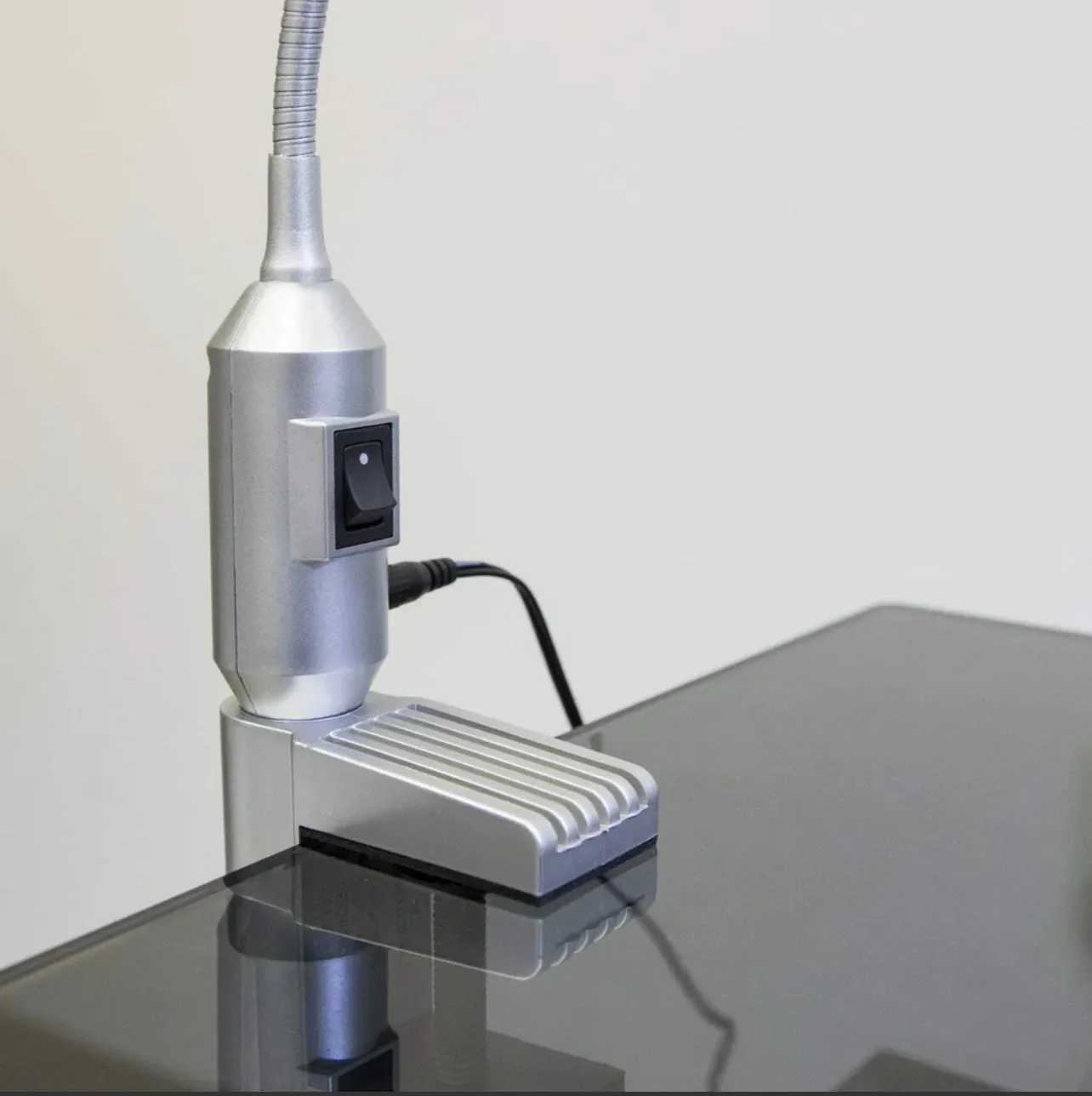 ikonna LED Slim Light Table Lamp, Silver