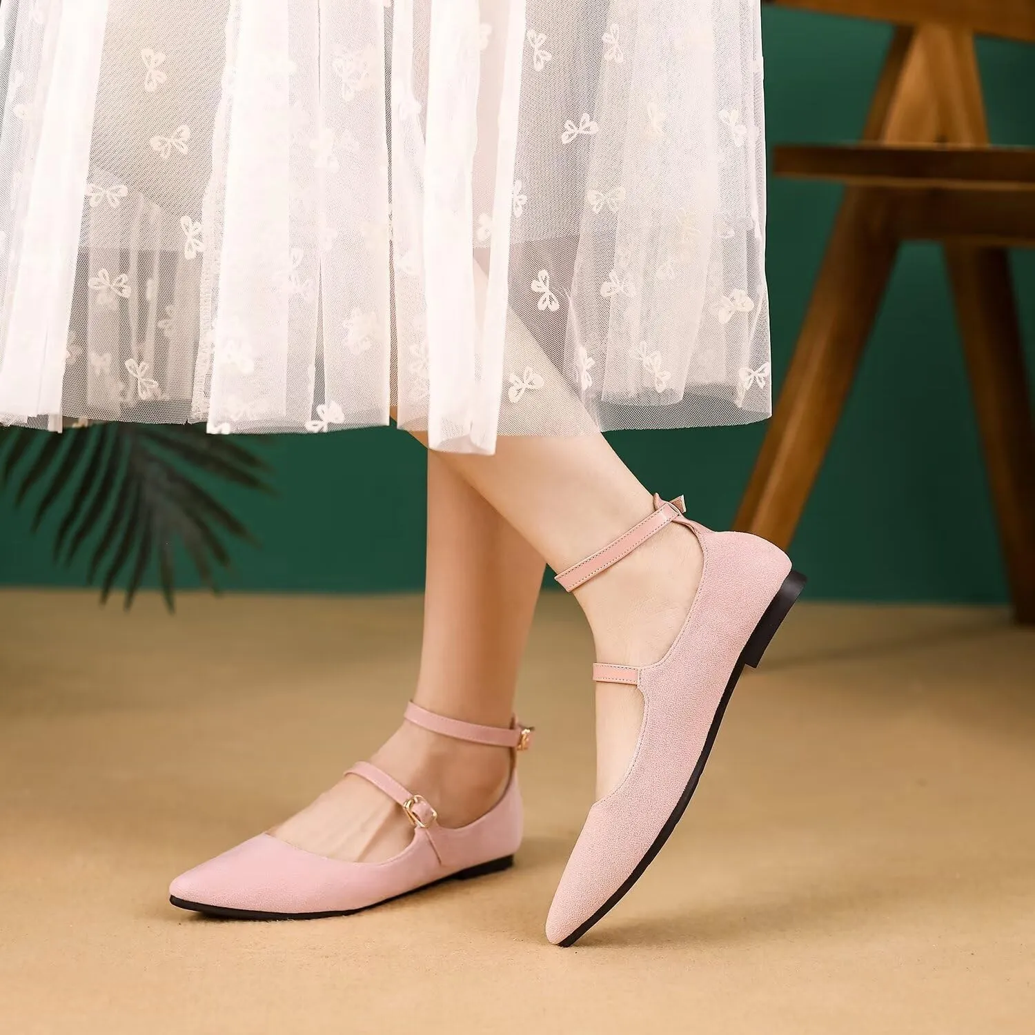 LUXINYU Mary Jane Shoes for Women Suede Pointed Toe Adjustable Ankle Strap Flats Comfortable Work Shoes