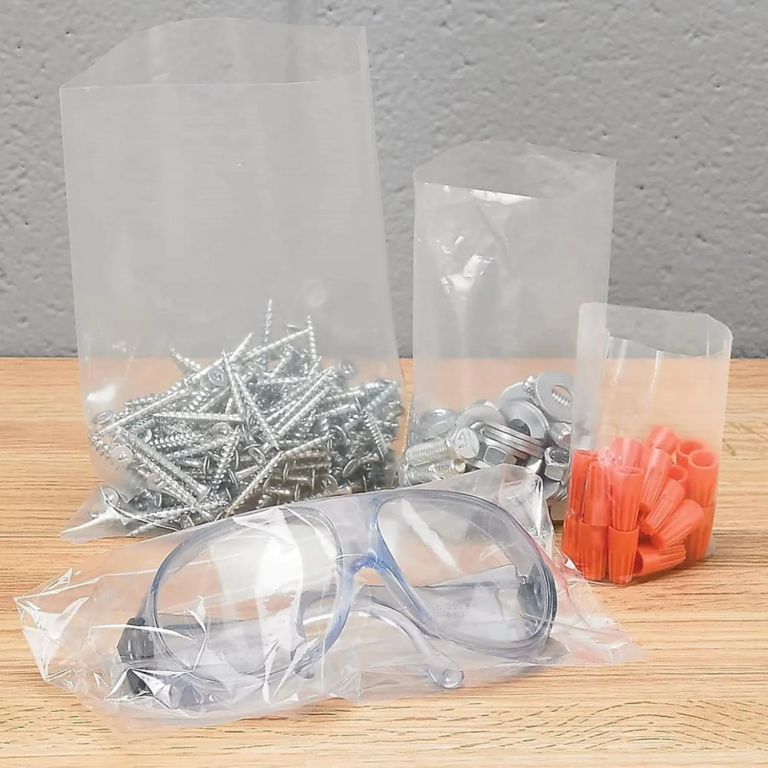 Multiple Sizes Clear Flat Poly Bags, 1.5Mil 20" X 24" & 100 Bags | Low-Density Polyethylene (LDPE), Flat Open Top Plastic Packaging Packing | Flexible and Durable Plastic Bags
