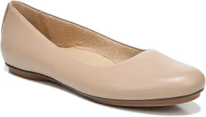 Naturalizer Women's Darry Slip-On Lightweight Lug Sole Heeled Loafer