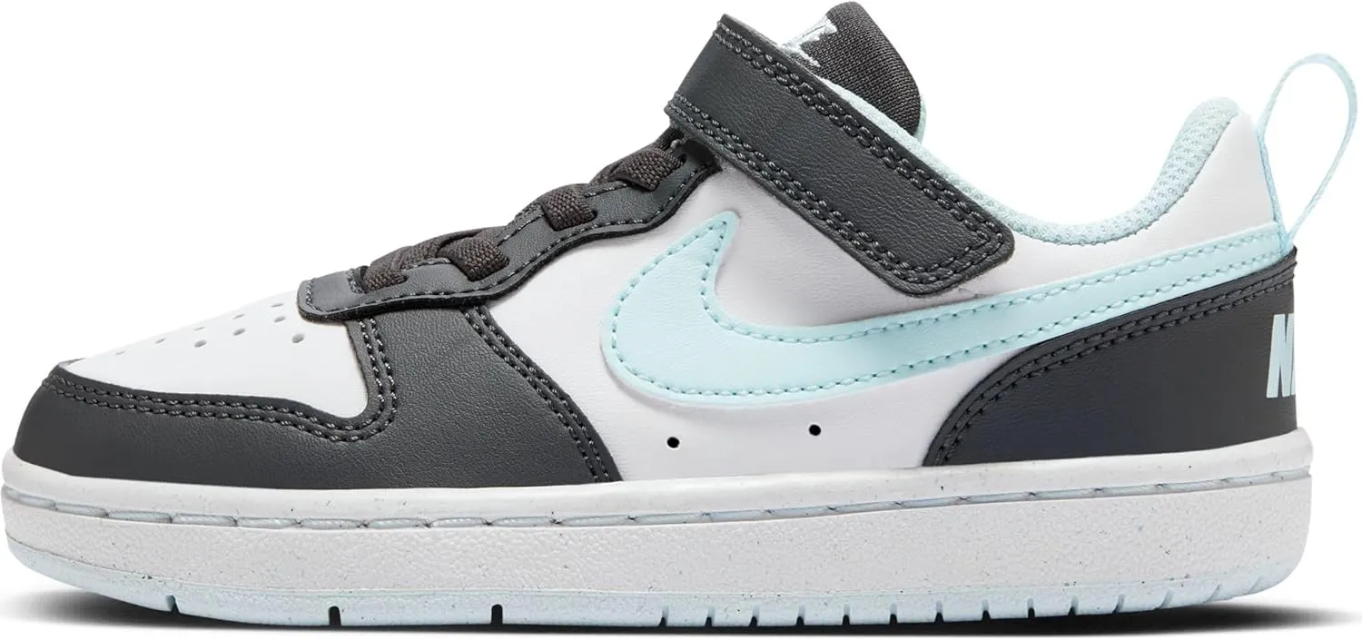 NIKE Boy's Sneaker Low