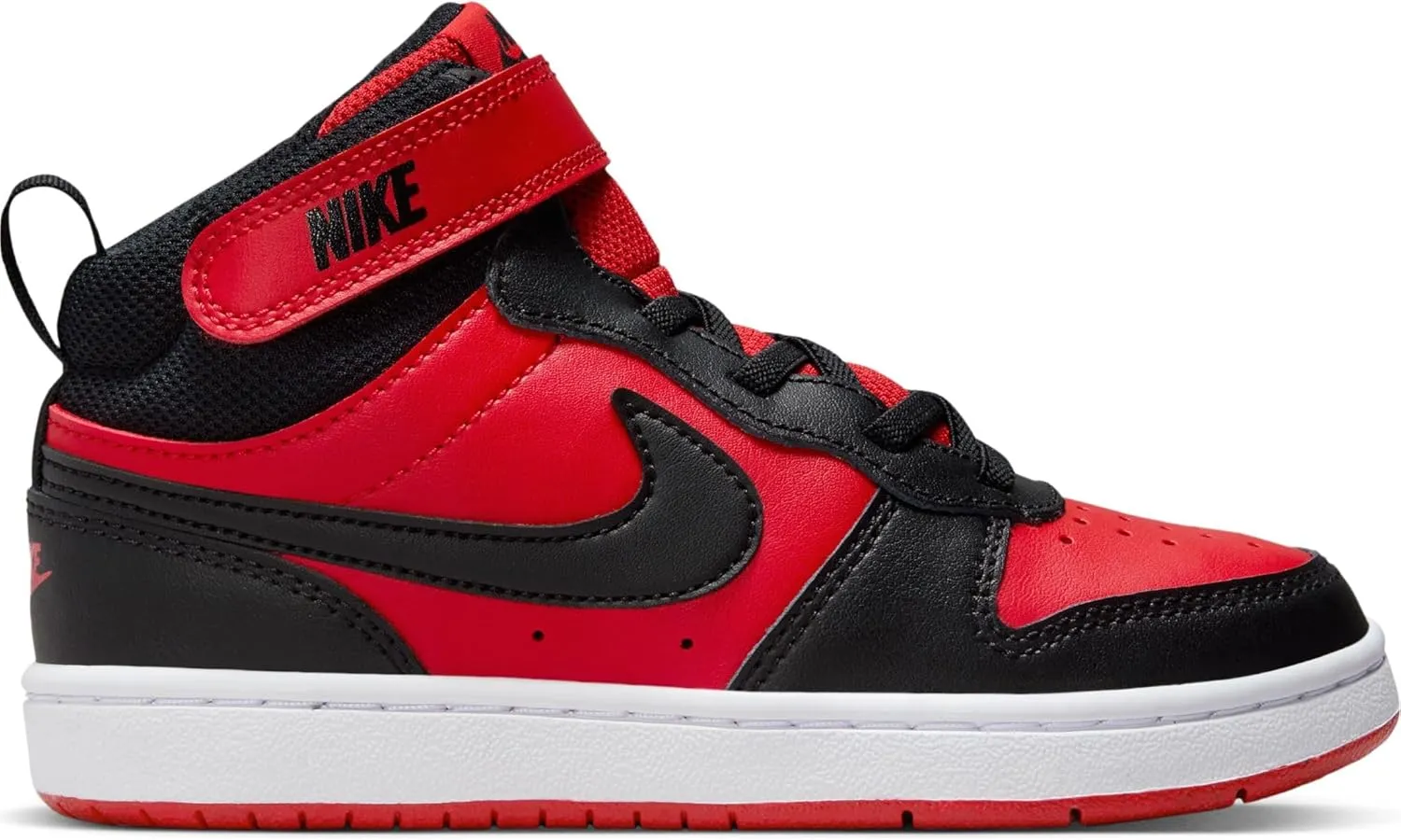 NIKE Boy's Sneaker