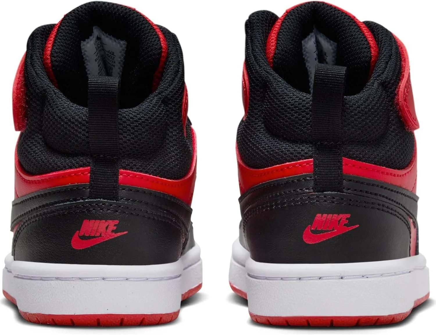 NIKE Boy's Sneaker