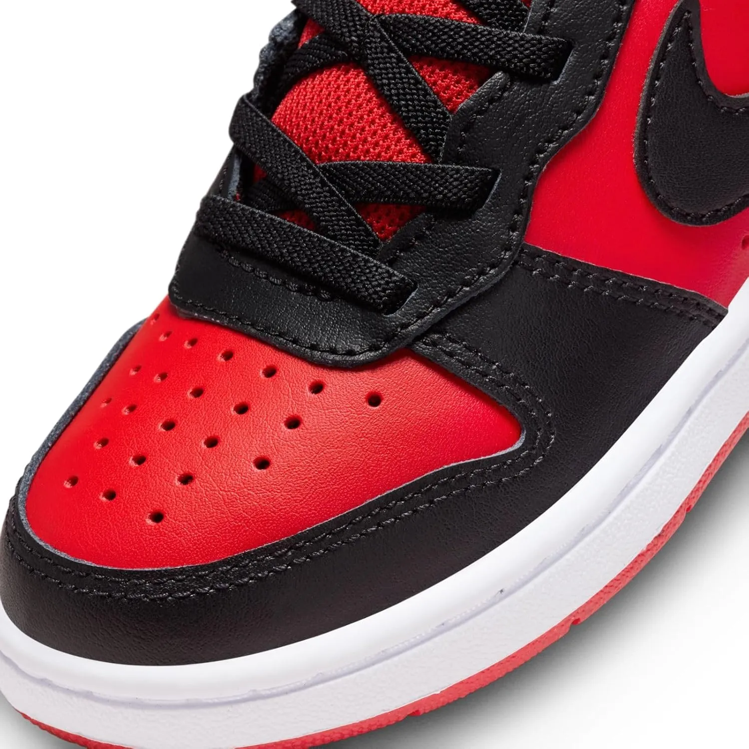 NIKE Boy's Sneaker