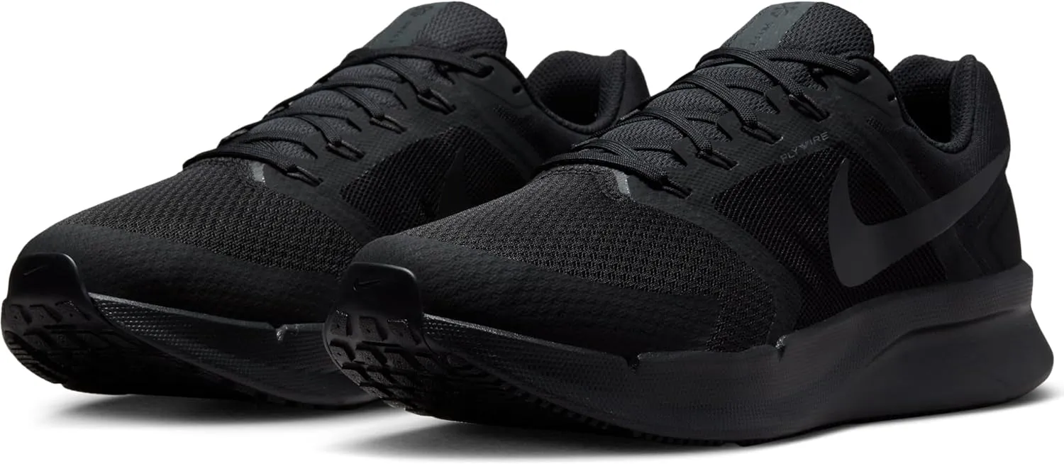 NIKE Men's Sneaker