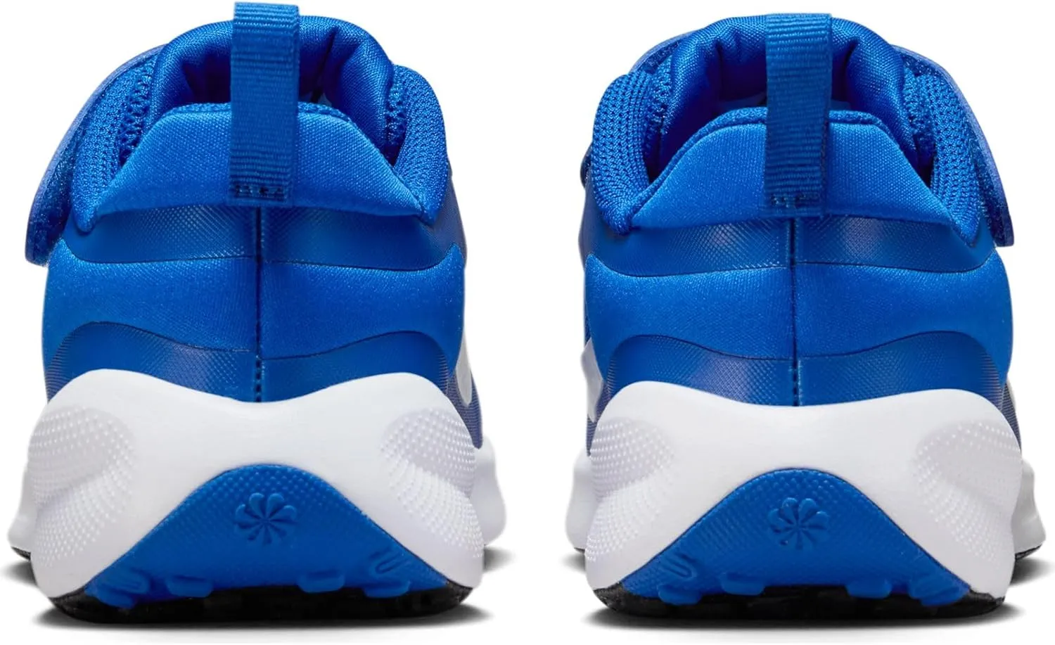 Nike Unisex-Child Revolution 7 (Toddler/Little Kid) Sneaker