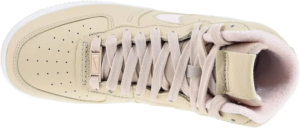 NIKE Women's Sneaker