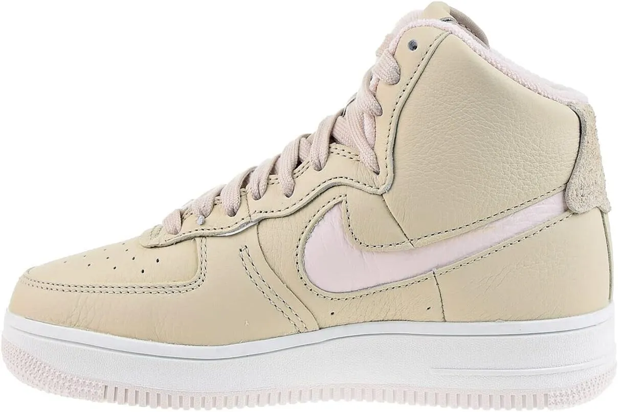 NIKE Women's Sneaker