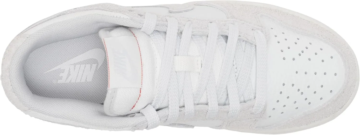 Nike Women's Sneaker