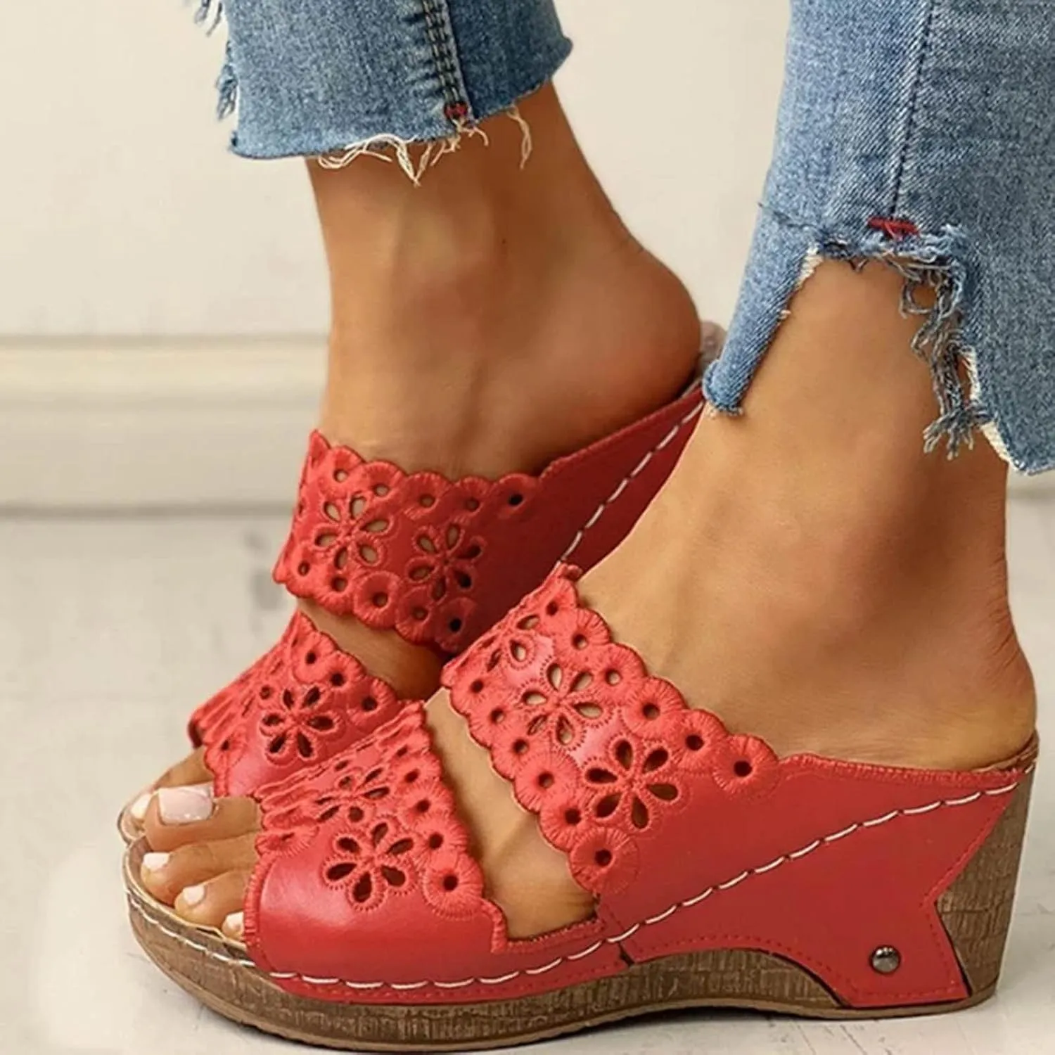 oiangi Women's Sandals Open Toe Hollow Out Wedge Sandals Casual Summer Slip-On Slippers Platform Sandals for Women