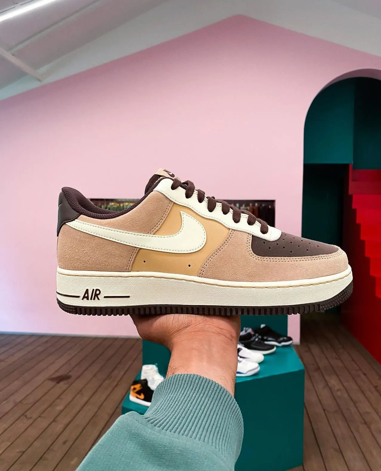 "Nike Air Force 1 Hemp Coconut Milk – Natural Style, Iconic Comfort!"