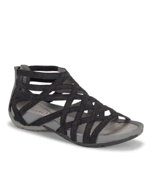 Samina Sandal