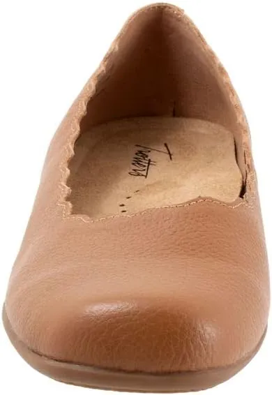 Trotters Women's Sabine Ballet Flat